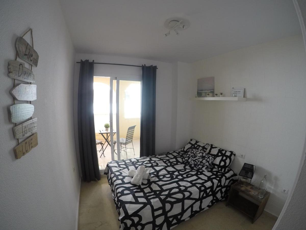 Bonita Y Moderna Habitacion A 300M De La Playa Apartment เบนัลมาเดนา ภายนอก รูปภาพ